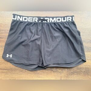 Under Armour girls youth large Athletic Black Shorts